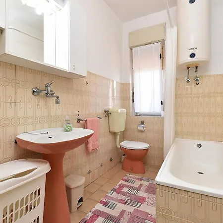 Fuer 4 Personen Ca 64 Qm In Pula, Istrien Istrische Riviera * Pula