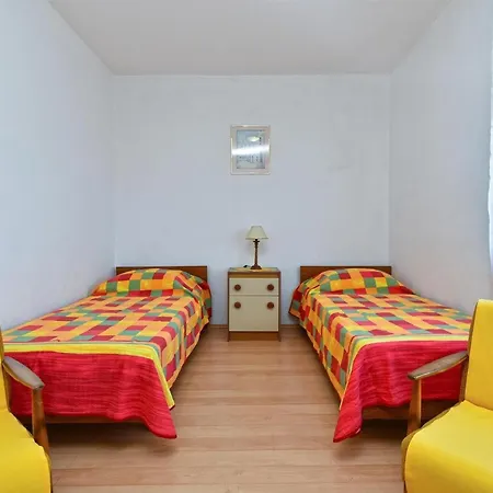 Fuer 4 Personen Ca 64 Qm In Pula, Istrien Istrische Riviera Apartment *