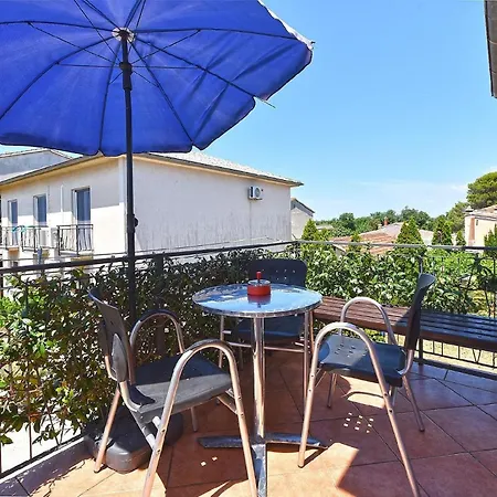 Fuer 4 Personen Ca 64 Qm In Pula, Istrien Istrische Riviera Apartment *